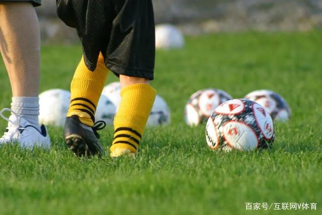 足协领导为国足西征送行 “拿分回家”是最低目标